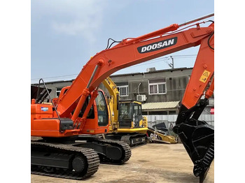 Pásové rýpadlo DOOSAN DX225LC