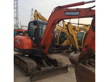 Pásové rýpadlo DOOSAN DX60