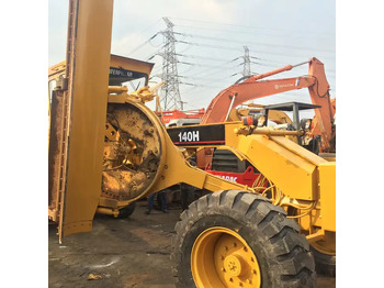 Grejdr CATERPILLAR 140H