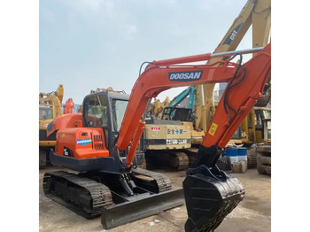 Used Doosan 6ton dx60 dx55 dx75 excavator made in Korea leasing Used Doosan 6ton dx60 dx55 dx75 excavator made in Korea: obrázek 1
