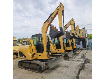 Pásové rýpadlo CATERPILLAR 302.5