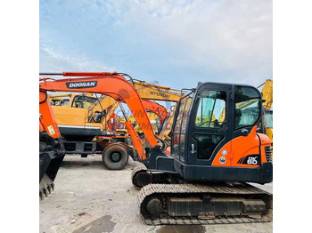 Pásové rýpadlo DOOSAN DH60-7