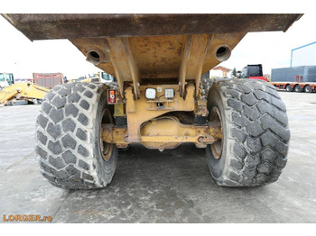 Kloubový sklápěč CAT 730: obrázek 5