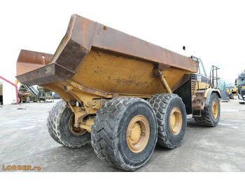 Kloubový sklápěč CAT 730: obrázek 3