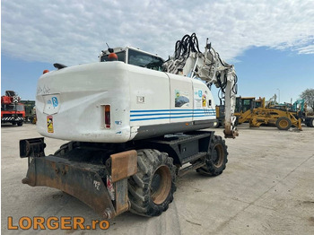 Kolesové rýpadlo Hitachi ZX 140 W-3: obrázek 3