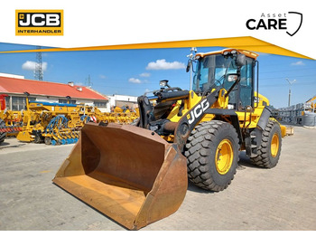 Kolový nakladač JCB 437