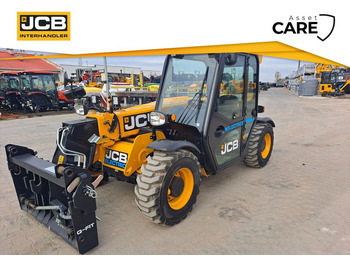 Teleskopický manipulátor JCB