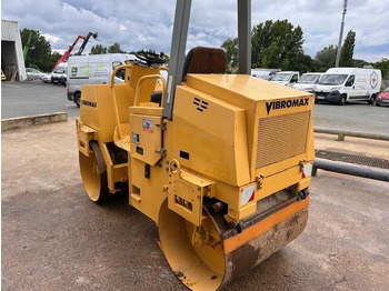 Silniční válec JCB VIBROMAX W255 2 BILLES: obrázek 2