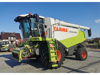 Sklízecí mlátička CLAAS Lexion 600