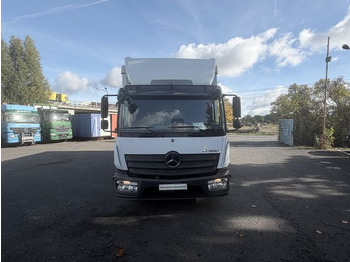 Plachtový nákladní auto MERCEDES-BENZ Atego 821
