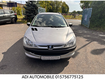 Osobní auto PEUGEOT