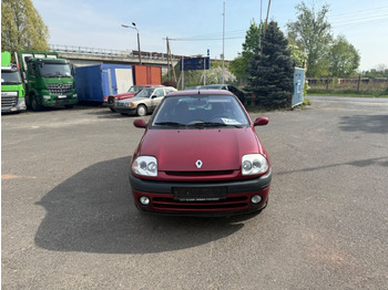 Sedan RENAULT