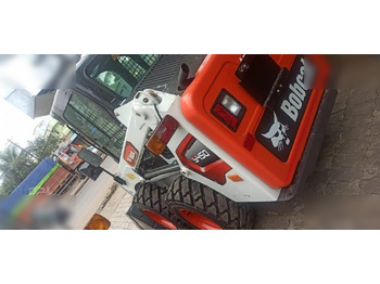 Smykový nakladač BOBCAT S450