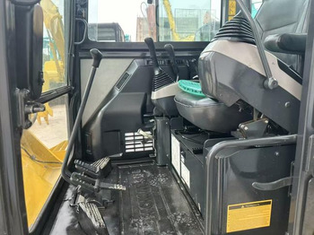 Mini rýpadlo Komatsu PC56: obrázek 2