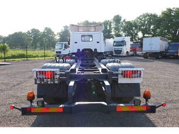 Podvozek s kabinou Scania P 230 Euro 5 6x2*4 TOP!! Retarder right hand steer: obrázek 4
