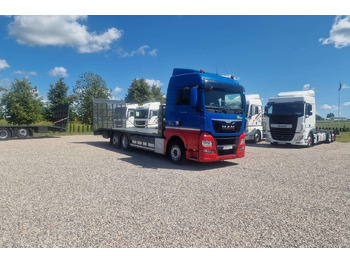Přepravník automobilů MAN TGX 26.440