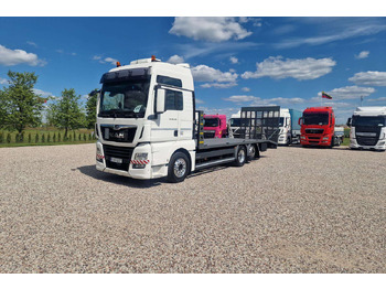 Přepravník automobilů MAN TGX 26.460