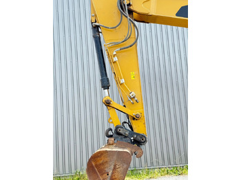 CAT 326FL leasing CAT 326FL: obrázek 5