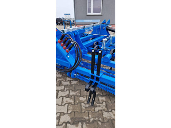 Nový Kultivátor Namyslo Saatbettbereitung / Seedbed preparation / Combiné de préparation / Sembradora / Посевной агрегат / Agregat uprawowy 5 m: obrázek 3