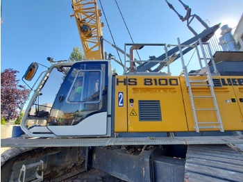 Pásový jeřáb LIEBHERR