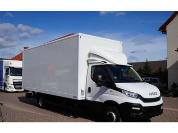 Skříňový nákladní auto IVECO Daily