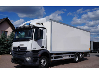 Skříňový nákladní auto MERCEDES-BENZ Antos