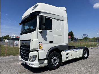 Tahač DAF XF 530