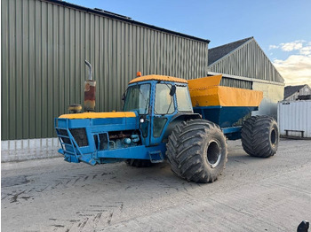 Traktor FORD