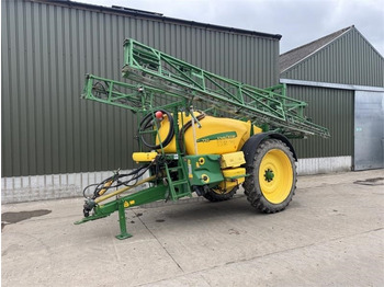 Nesený postřikovač JOHN DEERE