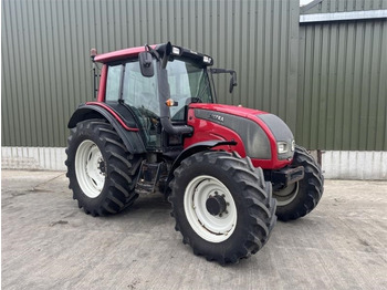 Traktor Valtra Valtra N121 Tractor: obrázek 3