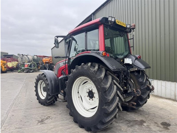 Traktor Valtra Valtra N121 Tractor: obrázek 2