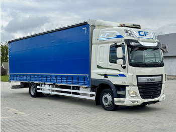 Plachtový nákladní auto DAF CF 320