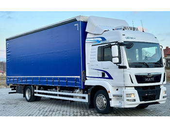 Plachtový nákladní auto MAN TGM 15.290