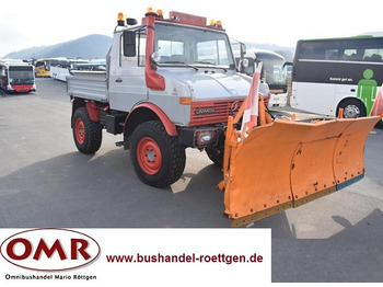 Sklápěč UNIMOG