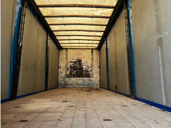 Plachtový nákladní auto MAN TGS 26.400 6x2, Euro 5: obrázek 5