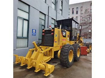 Grejdr CATERPILLAR 140K