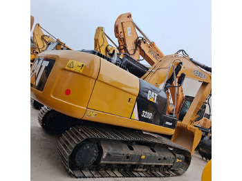Pásové rýpadlo CATERPILLAR 320D2