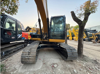 Pásové rýpadlo CAT 320D2L: obrázek 4
