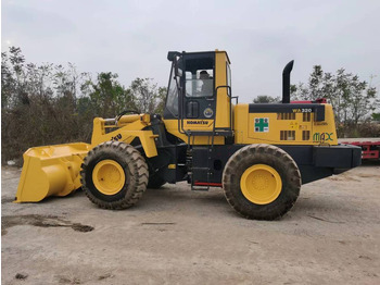 Kolový nakladač KOMATSU WA320-5