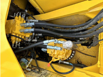 Pásové rýpadlo KOMATSU PC160