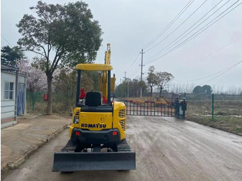 Mini rýpadlo Komatsu PC35: obrázek 3