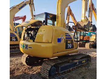 Pásové rýpadlo Komatsu PC70: obrázek 5