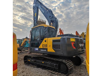 Pásové rýpadlo Volvo EC140: obrázek 5