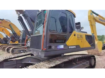 Pásové rýpadlo Volvo EC290: obrázek 2