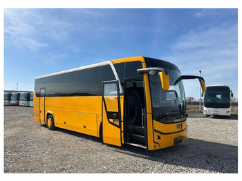 Turistický autobus