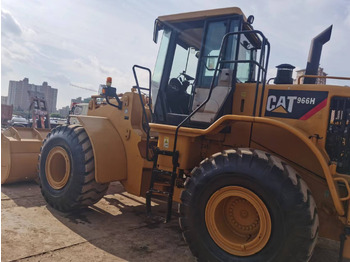 Kolový nakladač CAT 966H: obrázek 3