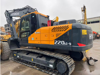 Pásové rýpadlo HYUNDAI