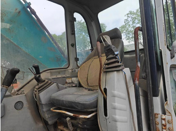 Pásové rýpadlo KOBELCO PILE DRIVER SK350LC-8: obrázek 3
