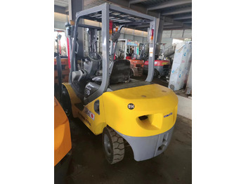 Dieselový vysokozdvižný vozík KOMATSU