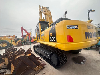 Pásové rýpadlo KOMATSU PC300-8